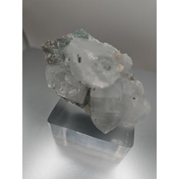 Apophyllite crystal specimen 108grams - Picture 1 of 14